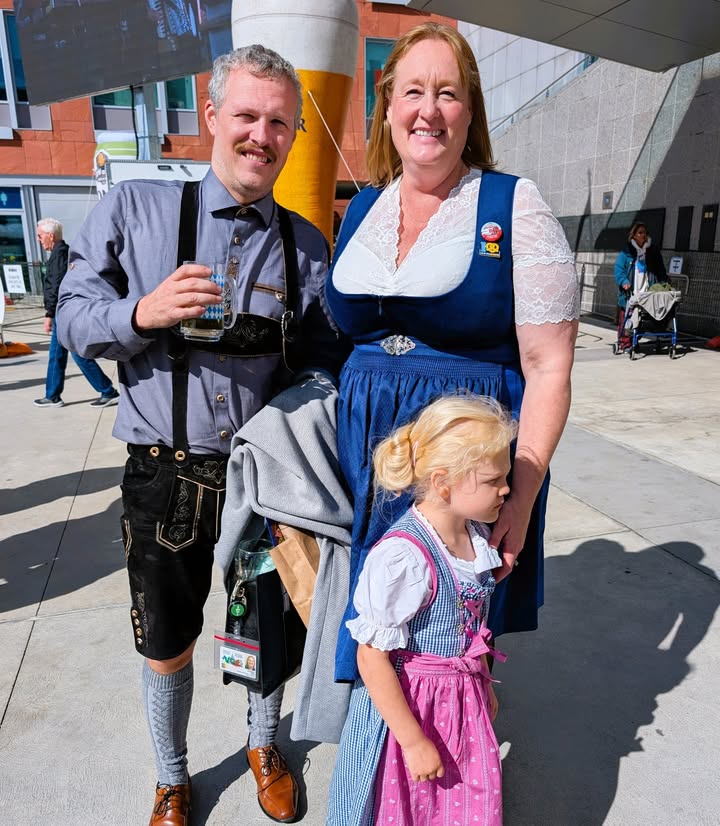 Had a blast on stage for the keg tapping at KW Oktoberfest 🍻 Kitchener throws one incredible party. Music, schnitzel, dancing, and pure joy.
