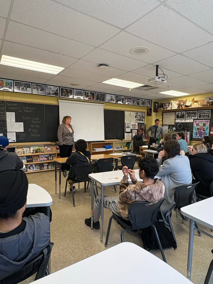 Great conversation with the civics class at Eastwood Collegiate.