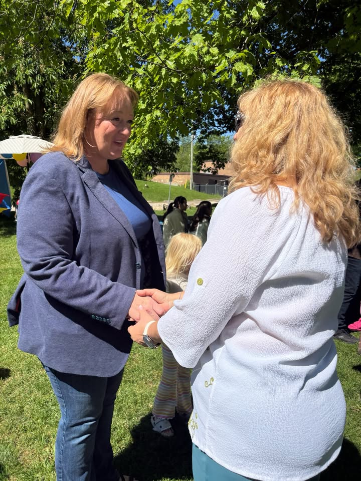 Thank you for the warm welcome at the Romanian School’s year end celebration!