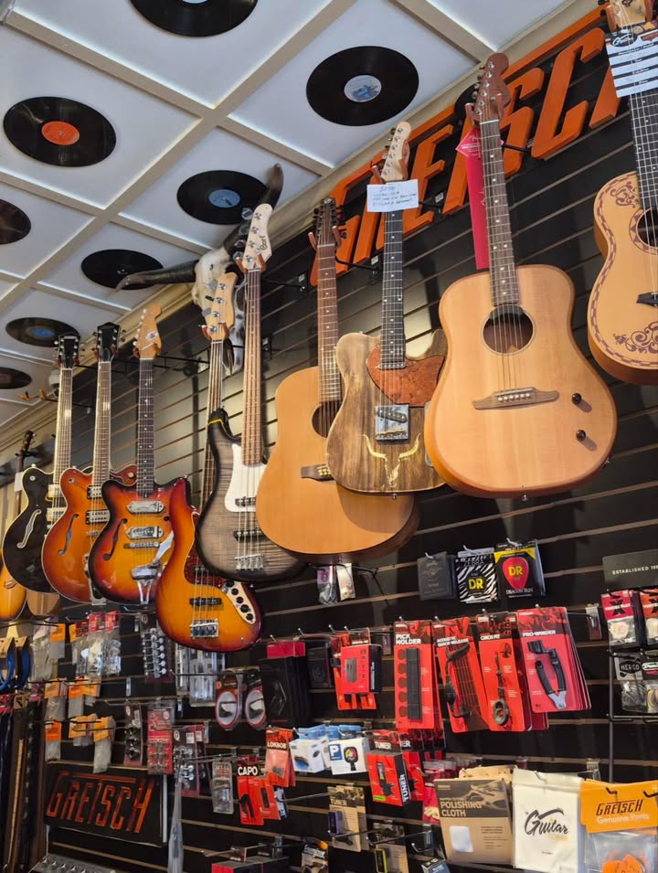 This week’s Business Spotlight is The Guitar Corner! A true Kitchener institution, it’s been around so long that locals use it as a landmark.